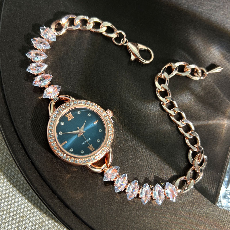 UTHAI CQ383 Fashionable Women  - Luxury Watch Deals review and price