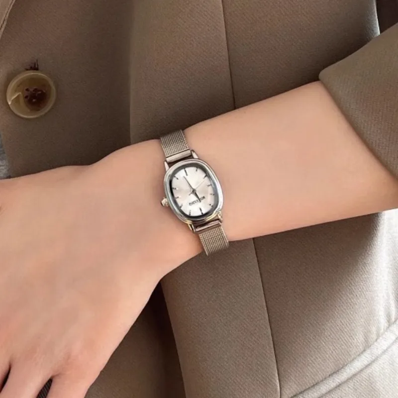 Small Oval Dial Green Watch Si - Luxury Watch Deals review and price